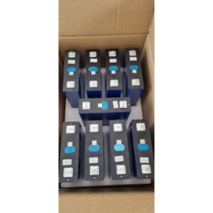 Celula LiFePO4 EVE 3.2V 230Ah Grade A pentru bancuri 12V/24V/48V 2 | KiwiSolar Celule EVE 3 2V 230Ah Grade A 03